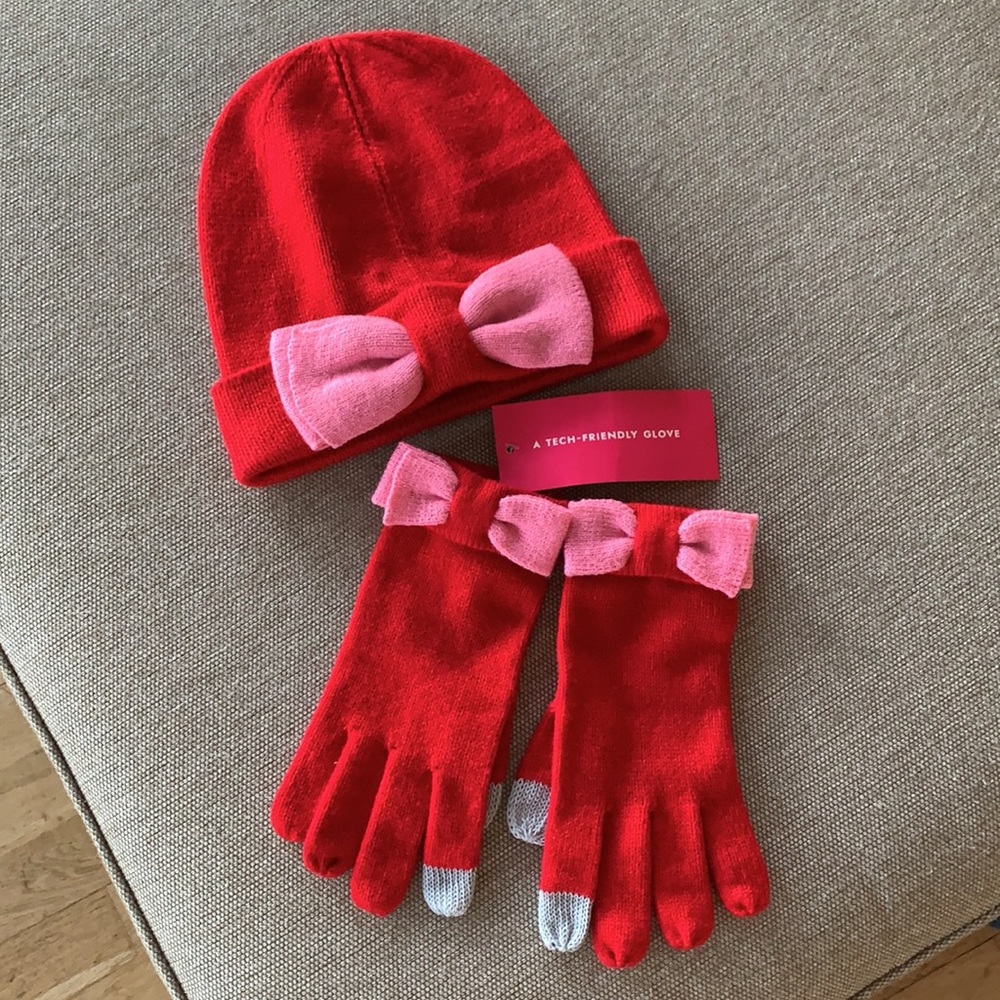 NWT Kate Spade hat + glove set